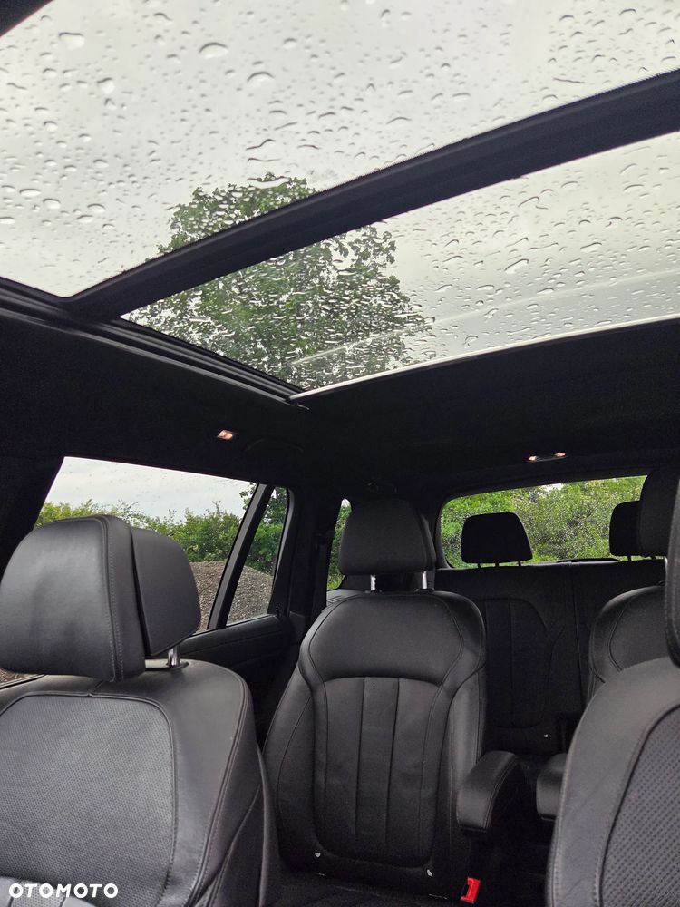 BMW X7 M50i - 16