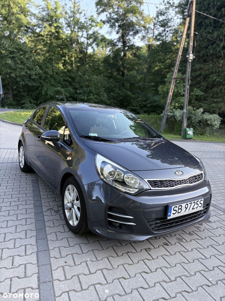 Kia Rio - 1
