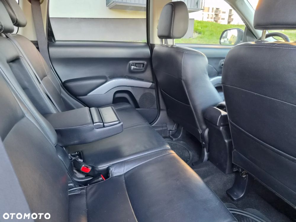 Citroën C-Crosser 2.2 HDi Exclusive - 35