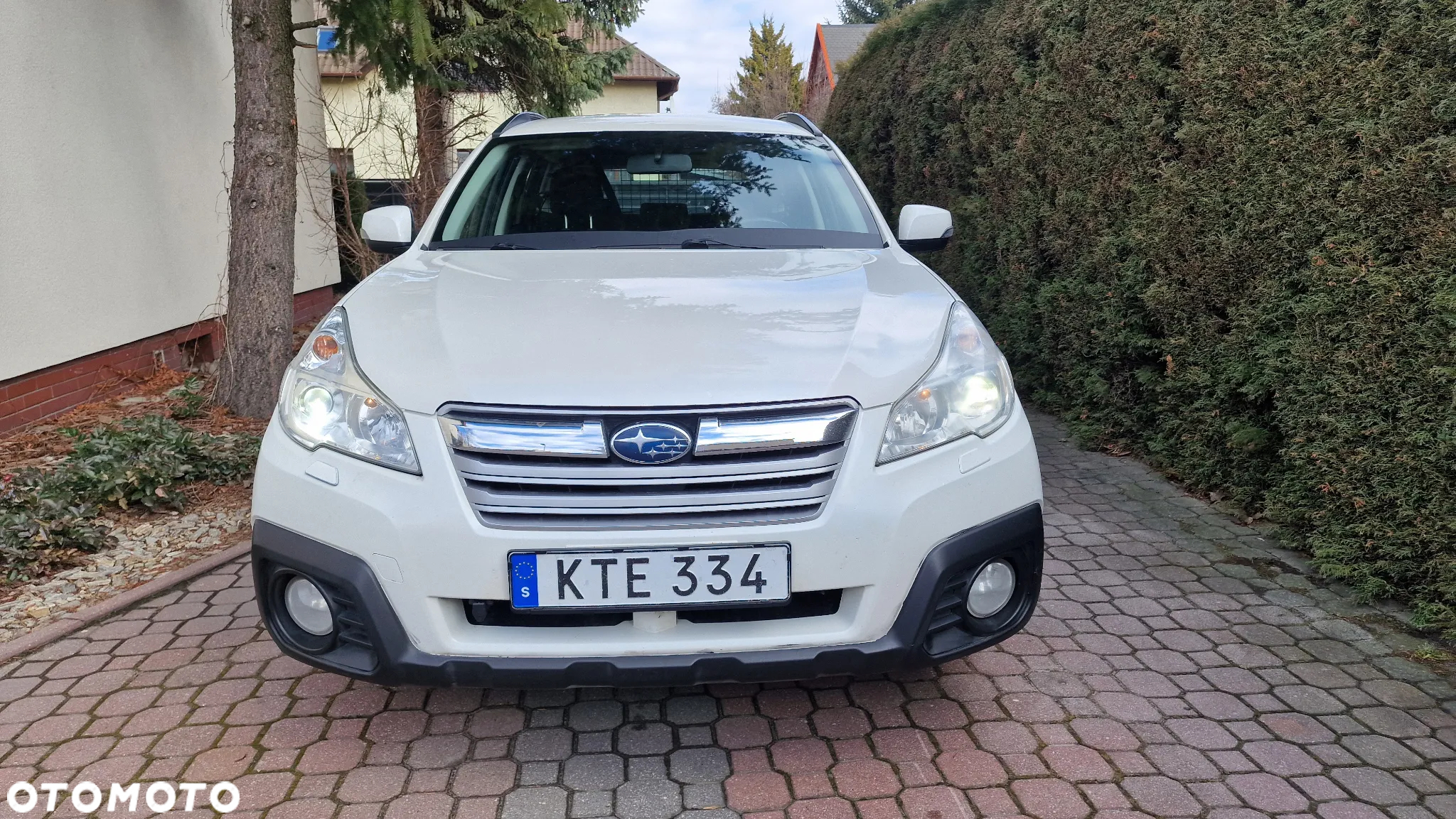 Subaru Legacy - 11