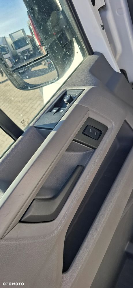 Volkswagen Crafter - 15