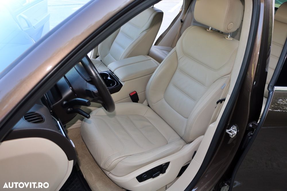 Volkswagen Touareg 3.0 V6 TDI SCR Blue Motion DPF Automatik Exclusive - 16