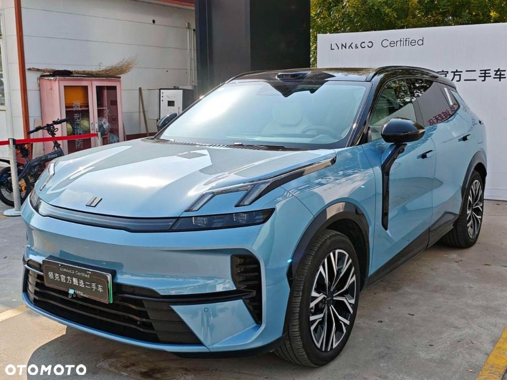 Lynk & Co Inny - 1