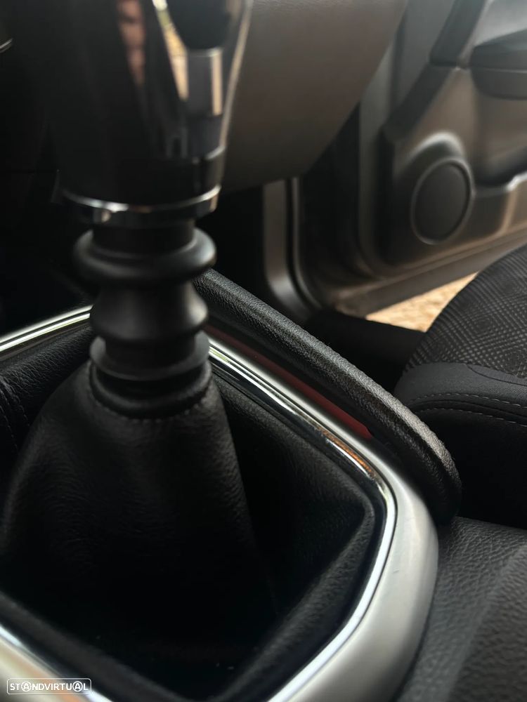 Nissan Qashqai 1.5 dCi N-Connecta 18 RS - 24