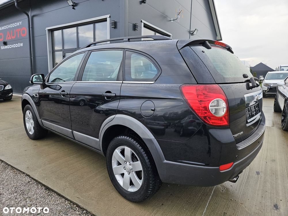 Chevrolet Captiva 2.2 Diesel 2WD Travel Edition - 6