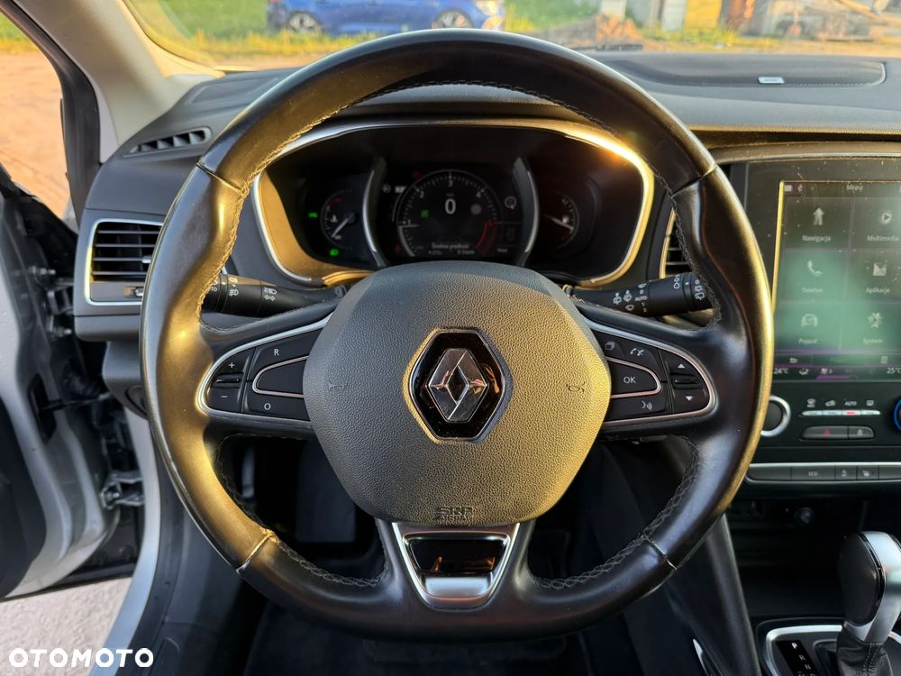 Renault Megane ENERGY dCi 110 EDC BOSE EDITION - 16