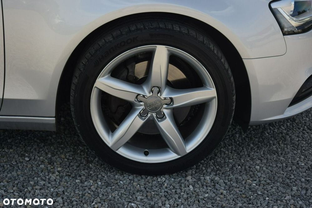 Audi A4 Avant - 11