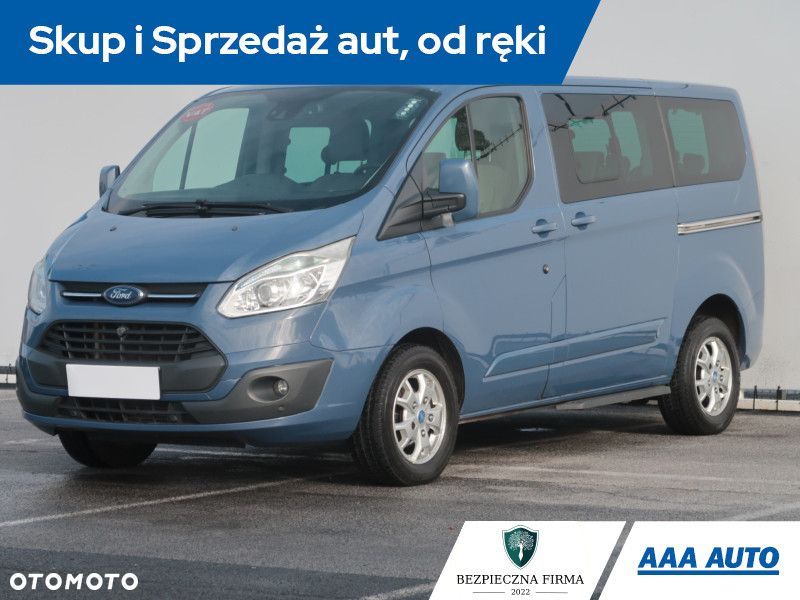 Ford Tourneo Custom - 2