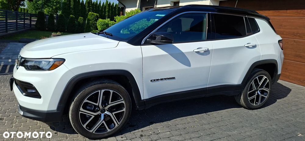 Jeep Compass - 1