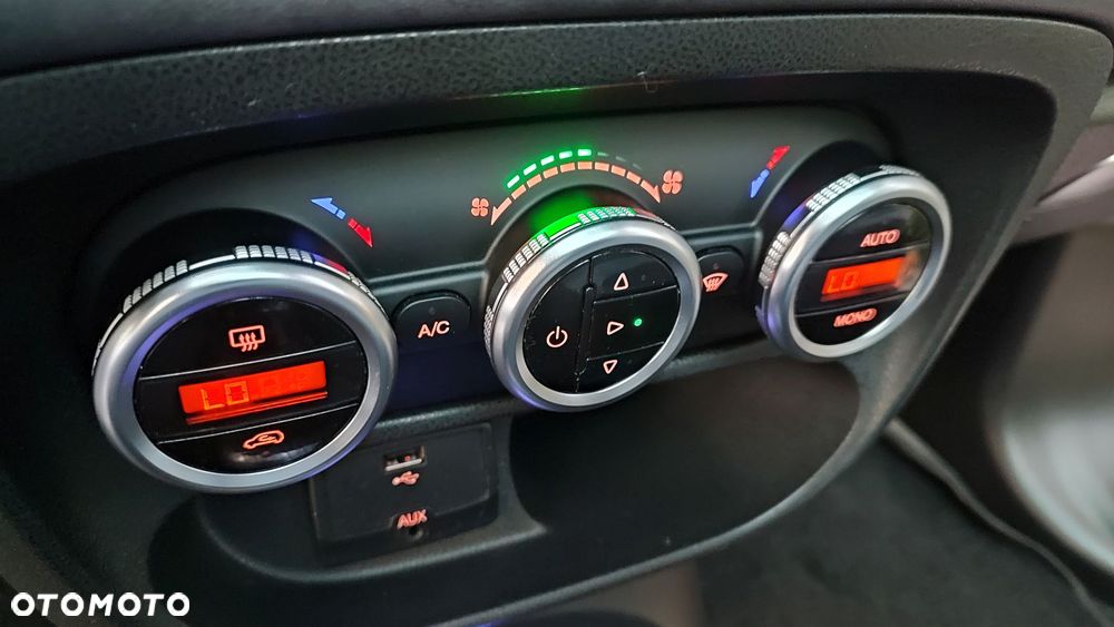 Fiat 500L 1.4 16V Rockstar - 27