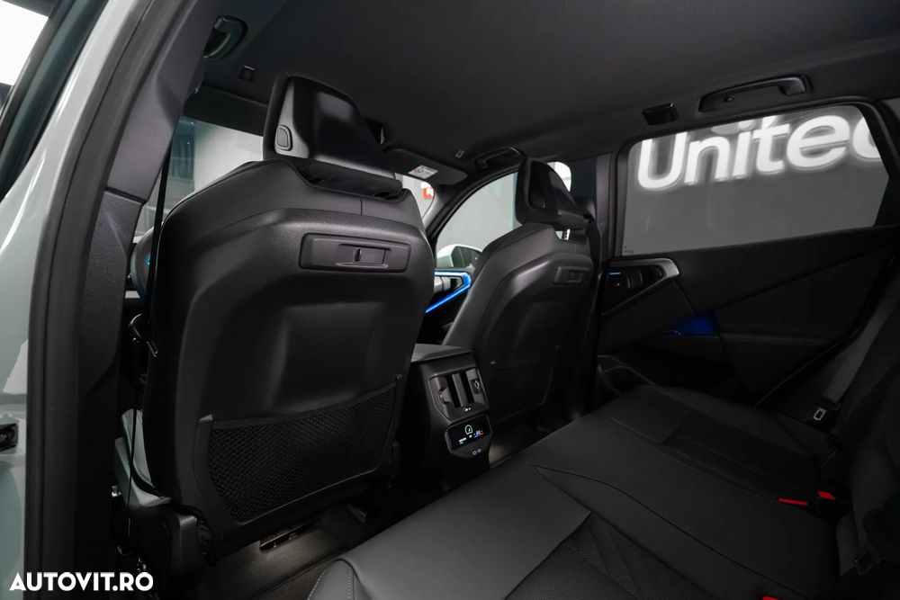 BMW X3 20 xDrive - 29