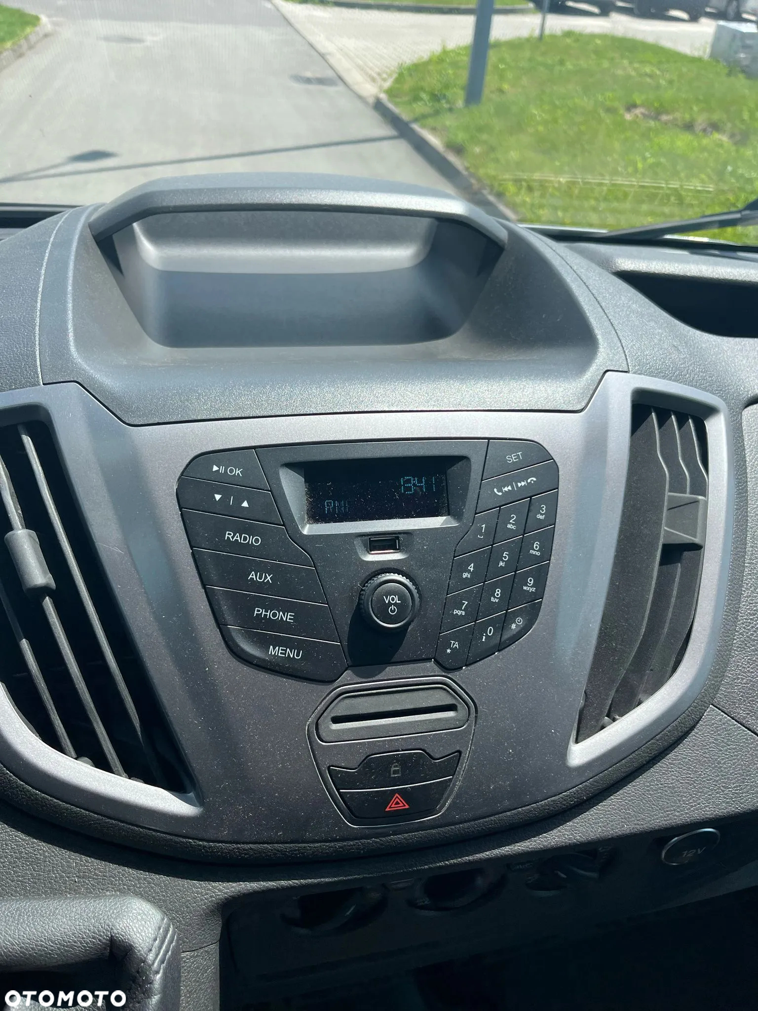 Ford Transit - 13