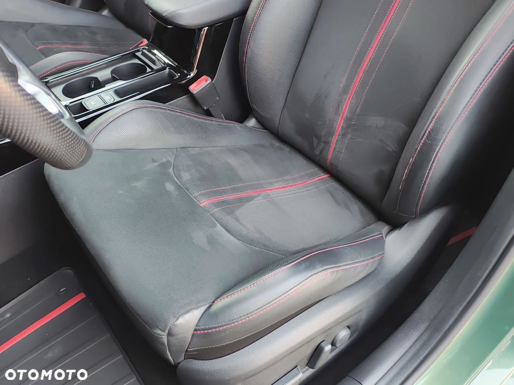 Kia ProCeed 1.6 T-GDI DCT7 OPF GT - 17