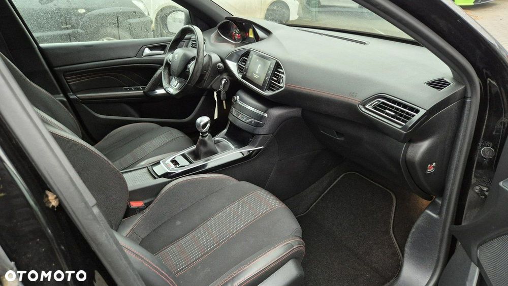 Peugeot 308 - 11
