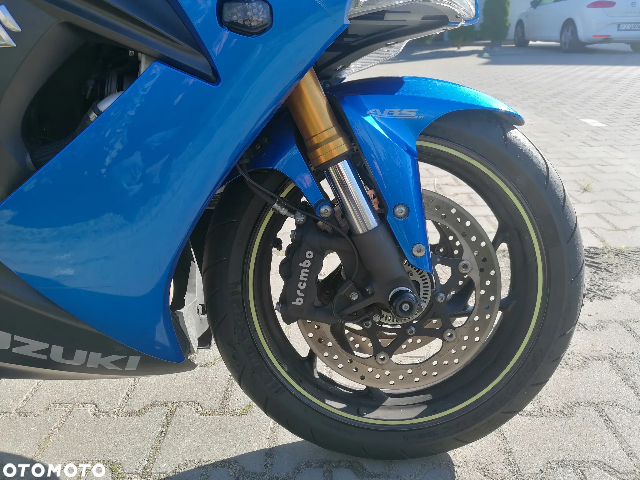 Suzuki GSX 1000 - 15