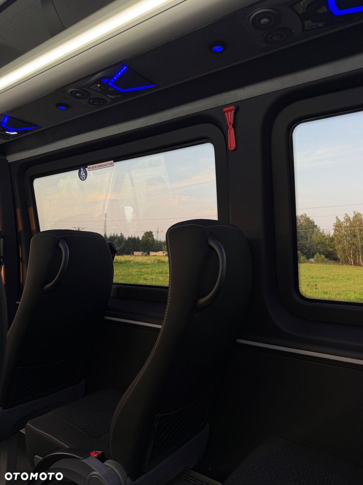 Mercedes-Benz Sprinter 519 - 34