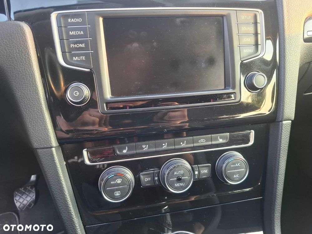 Volkswagen Golf - 7