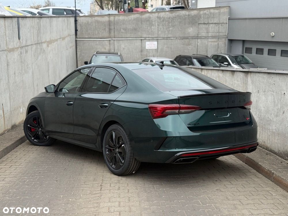 Skoda Octavia 2.0 TSI RS DSG - 7