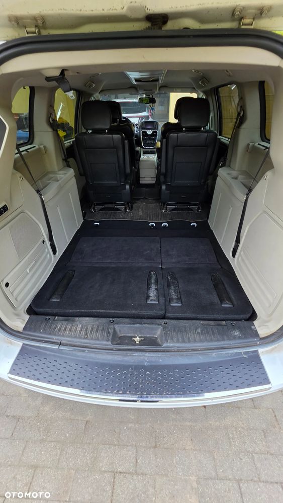 Lancia Voyager 2.8CRD Platinum - 7