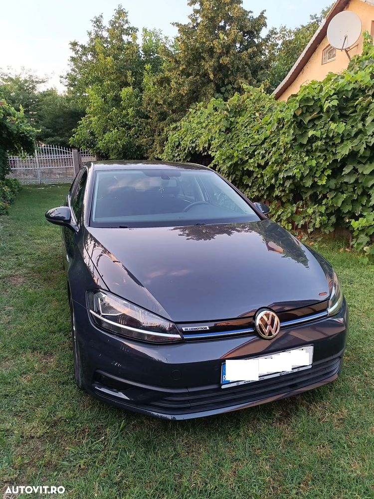 Volkswagen Golf - 5