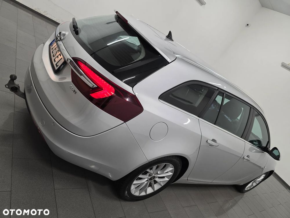 Opel Insignia Sports Tourer 2.0 Diesel Exclusive - 33