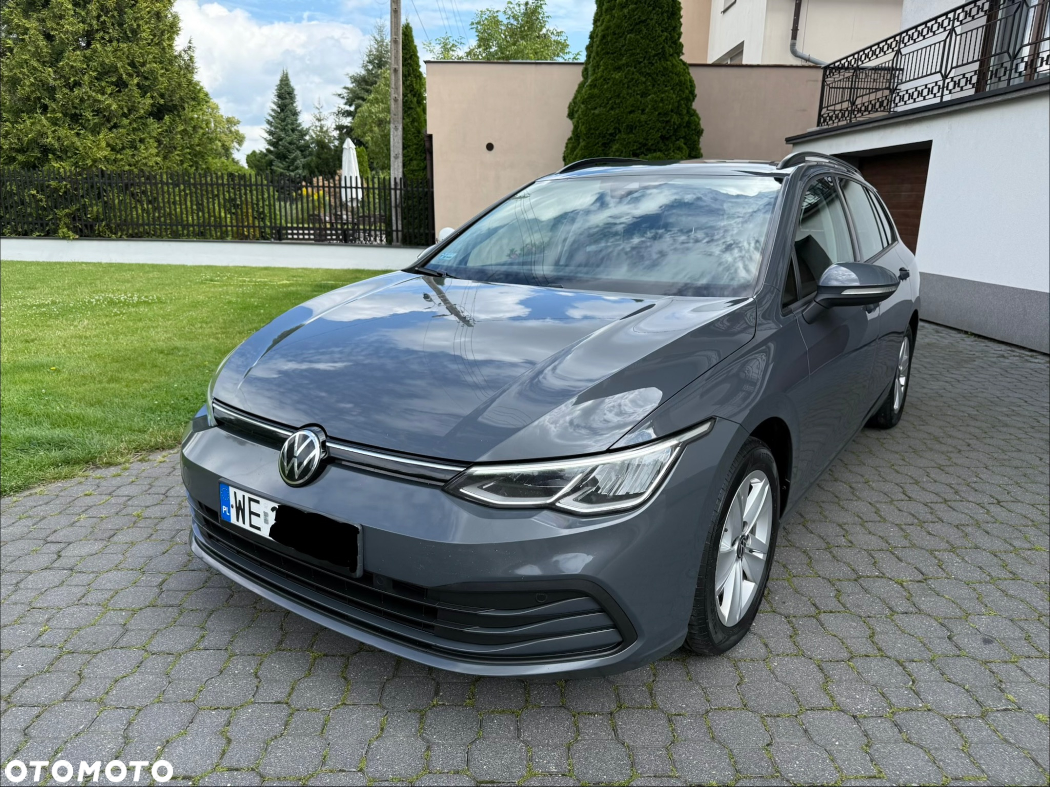 Volkswagen Golf - 2