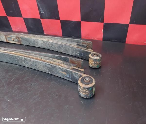 Conjunto Molas Suspensão Tras/Traseira Mercedes-Benz Sprinter 5-T Cami - 3