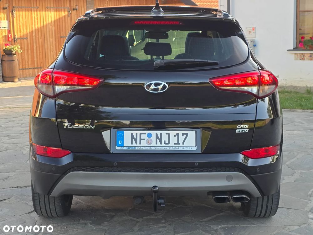 Hyundai Tucson 2.0 CRDI 4WD Automatik Premium - 10