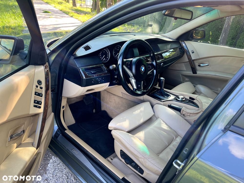BMW Seria 5 535d Sport-Aut - 19