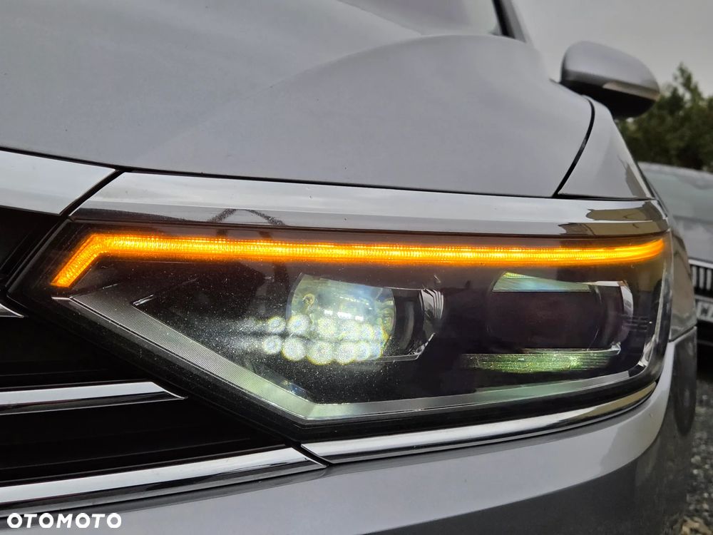 Volkswagen Passat 2.0 TDI EVO Elegance DSG - 36