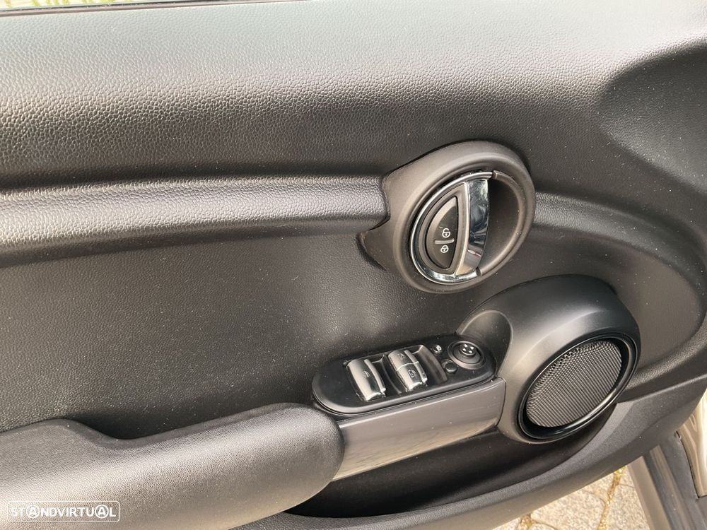 MINI Cabrio Cooper D - 28