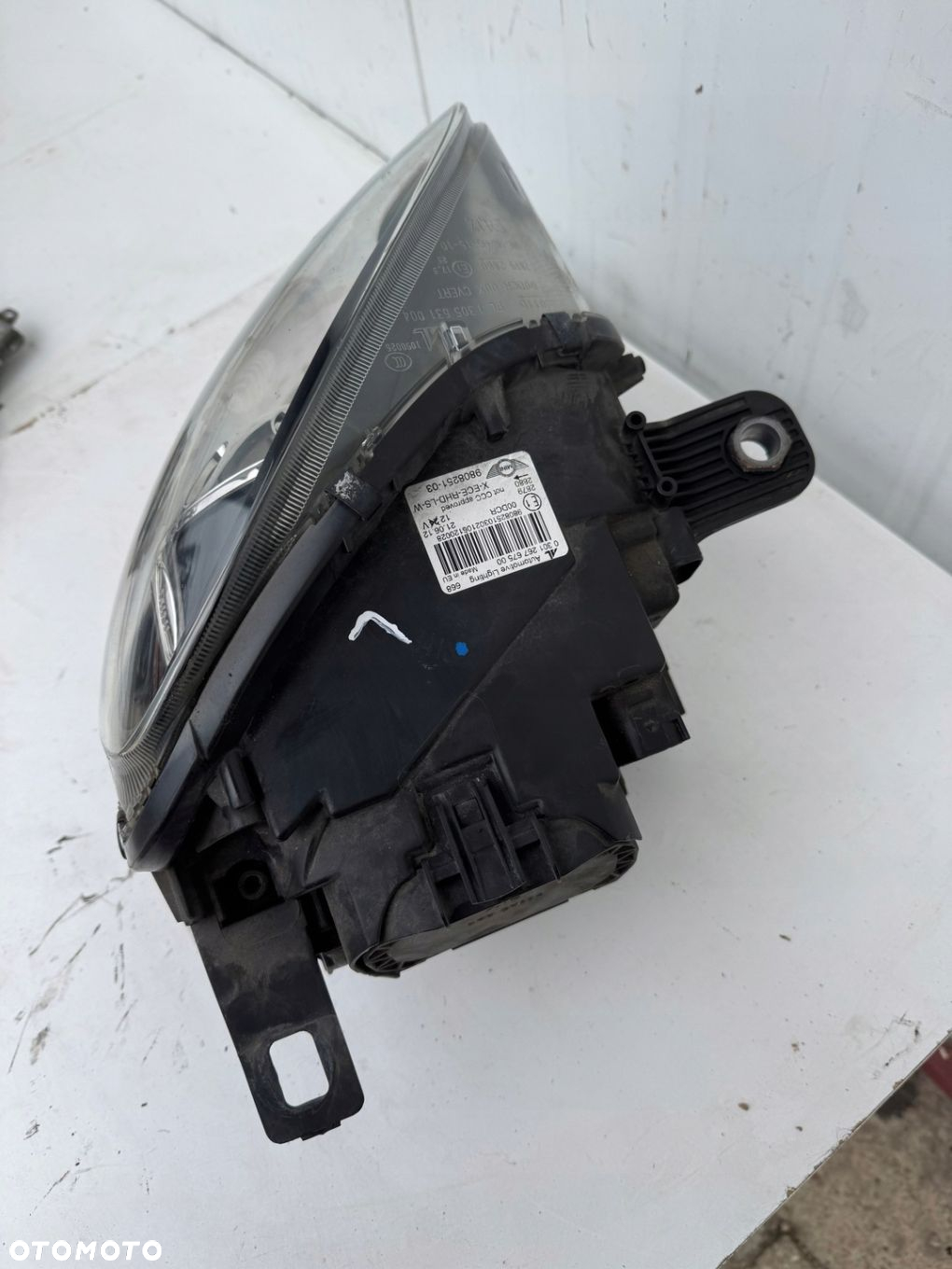 LAMPA PRAWA PRZÓD XENON CZARNA MINI R60 COUNTRYMAN 9808251-03 - WAWA - 2