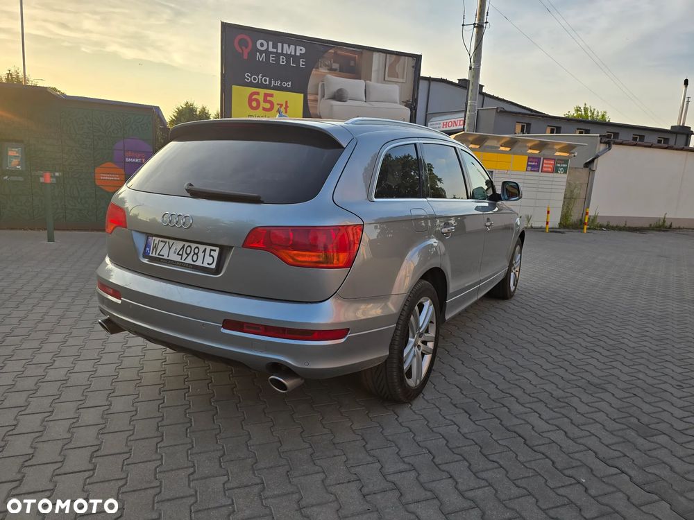 Audi Q7 - 4