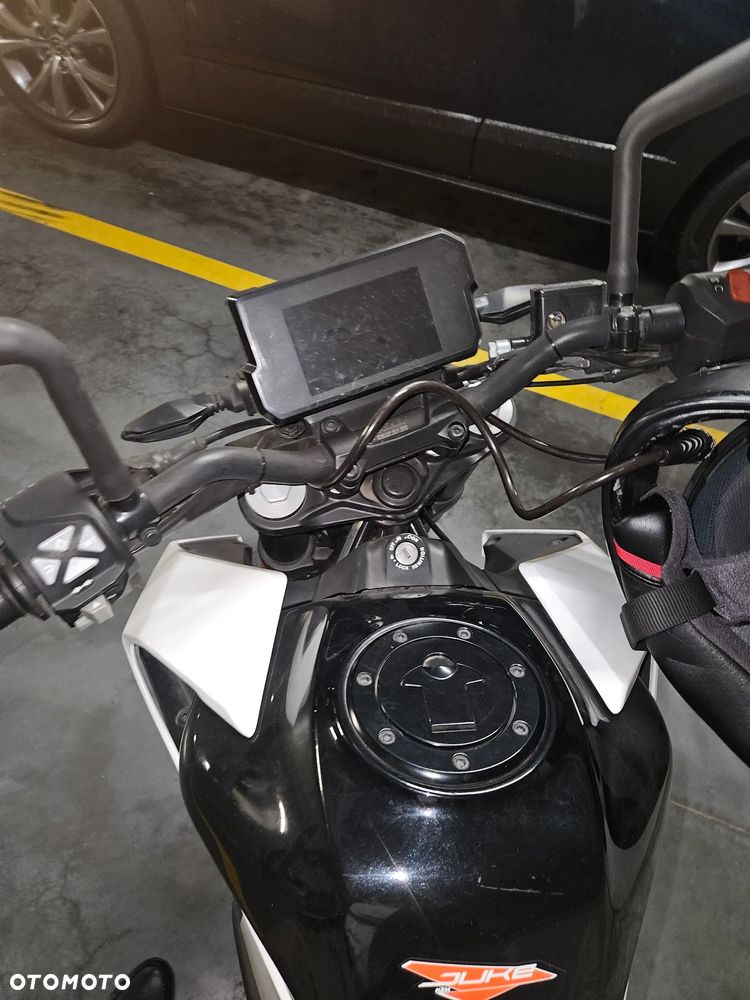 KTM Duke 125 - 10