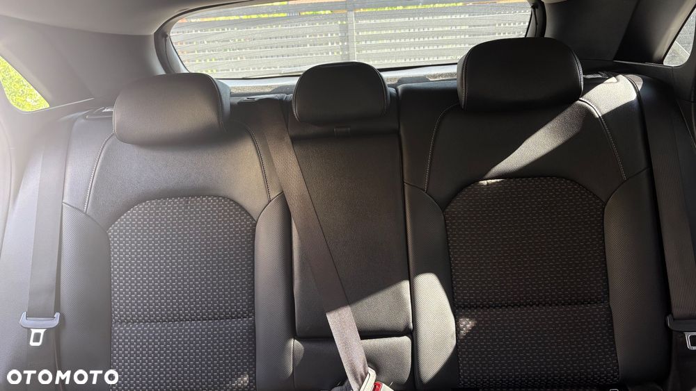 Kia Ceed 1.5 T-GDI Business Line - 10