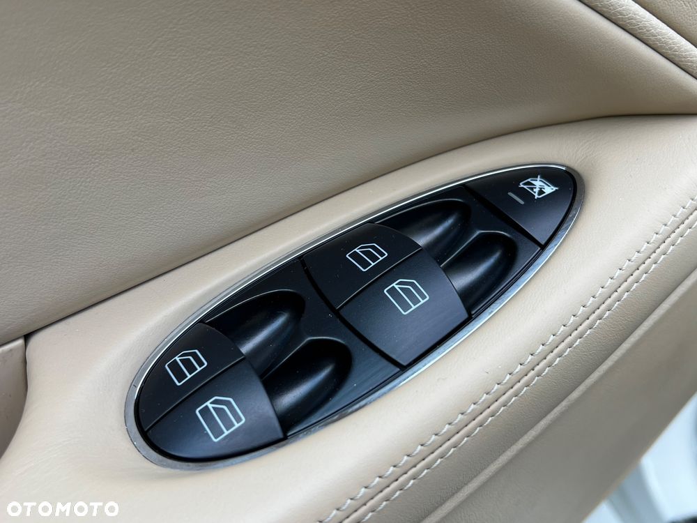 Mercedes-Benz CLS 63 AMG - 25