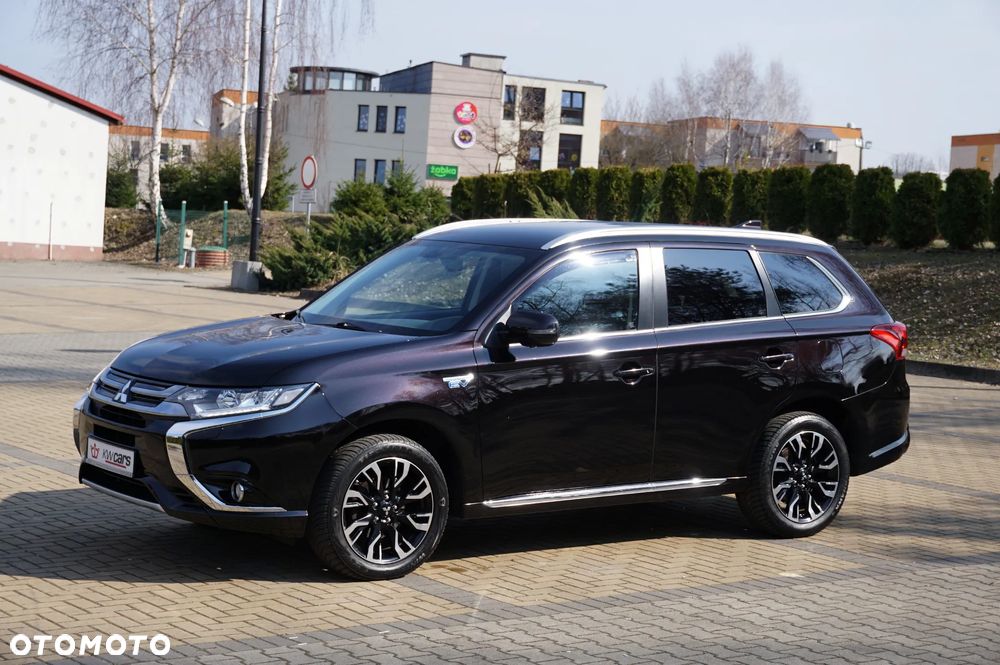 Mitsubishi Outlander 2.0 4WD Plus - 15