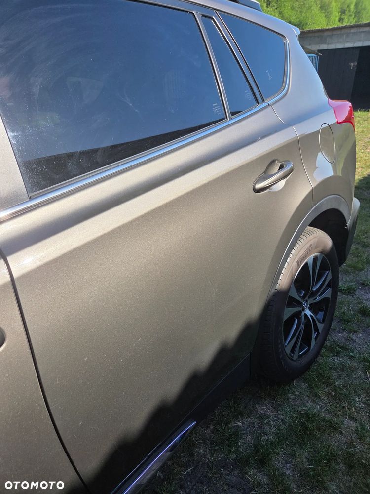 Toyota RAV4 2.0 Premium - 29