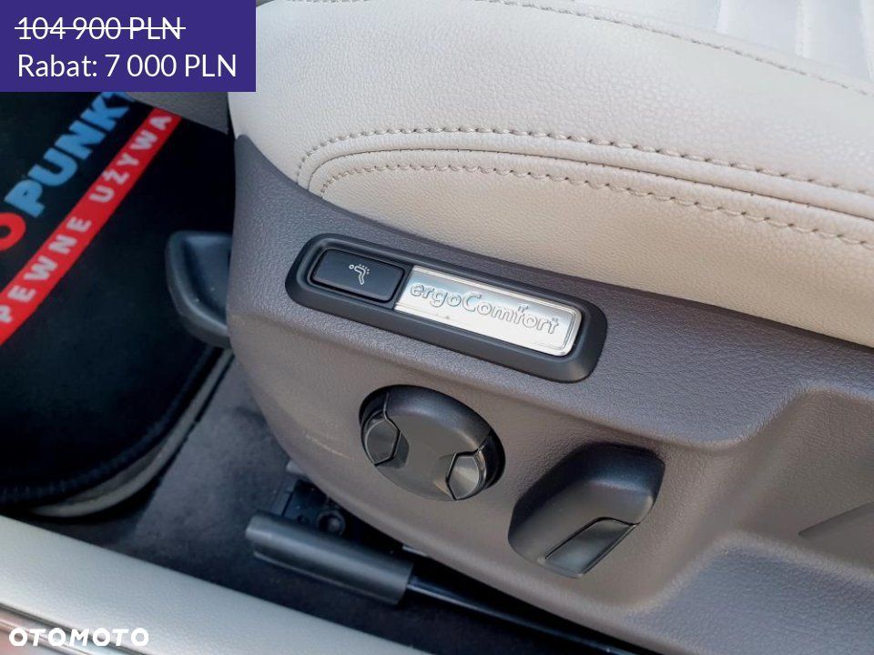 Volkswagen Passat - 33