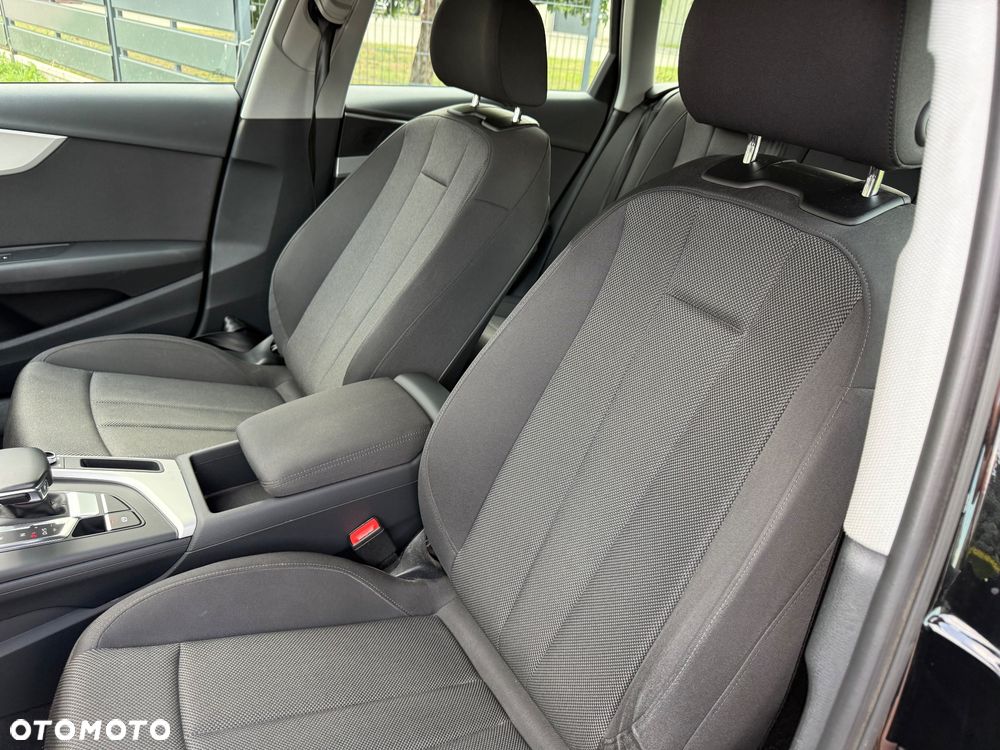 Audi A4 Avant 30 TDI mHEV Advanced S tronic - 24