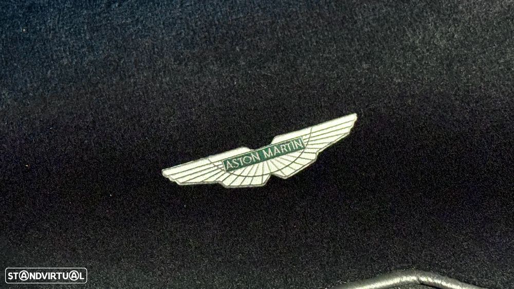 Aston Martin Vanquish S - 45