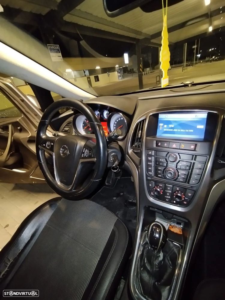 Opel Astra 1.3 CDTi Cosmo - 6