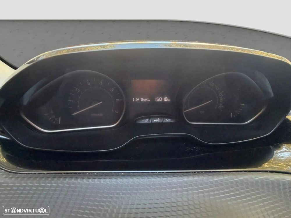 Peugeot 2008 1.2 PureTech Style - 11