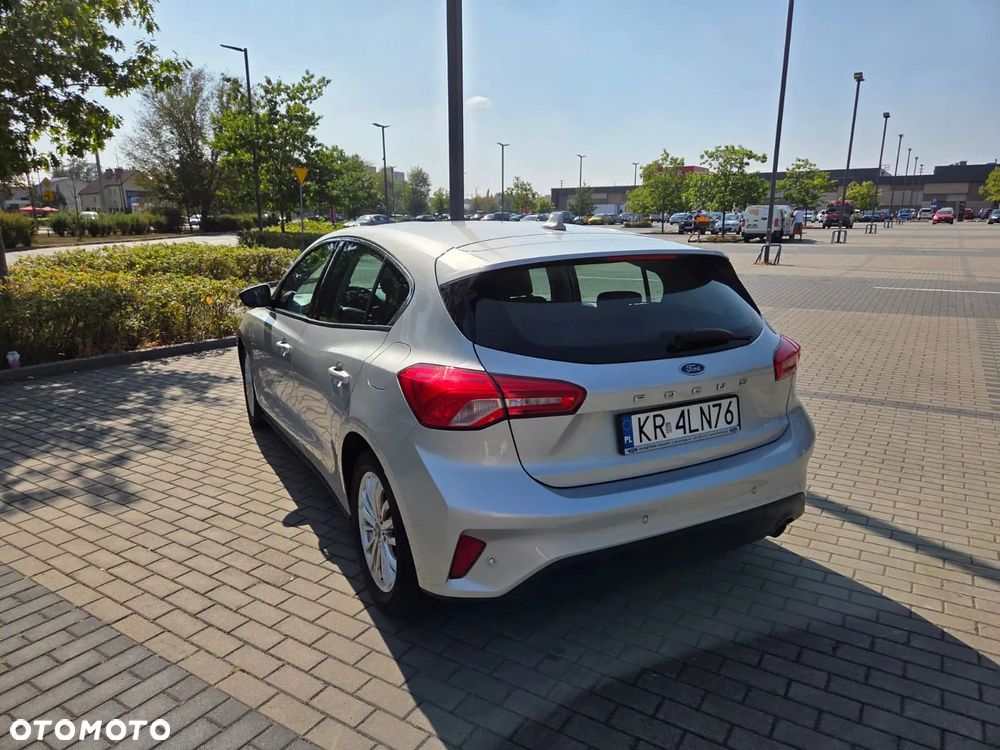 Ford Focus 1.5 TDCi Titanium PowerShift - 11