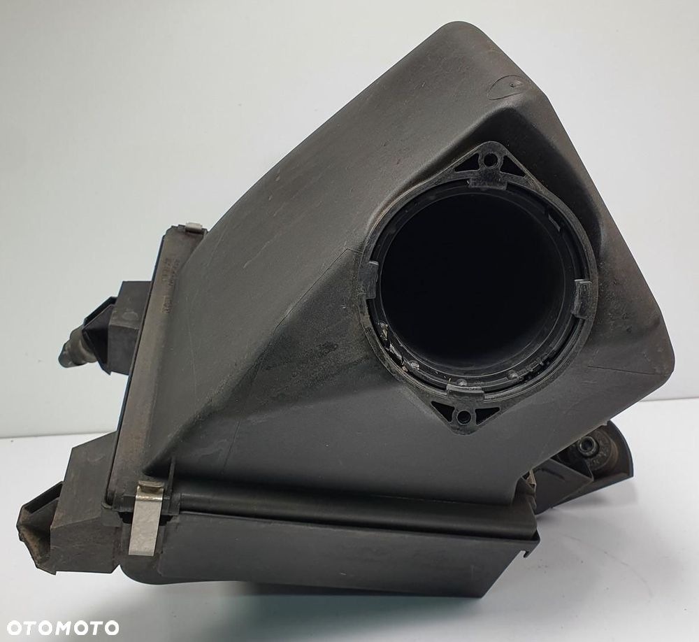 OBUDOWA FILTRA POWIETRZA VW PASSAT B5 W8 3B0129605B - 1