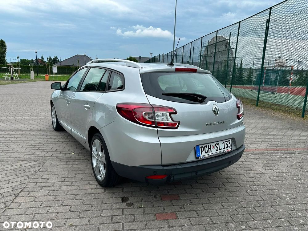 Renault Megane ENERGY dCi 110 Start & Stop LIMITED - 4