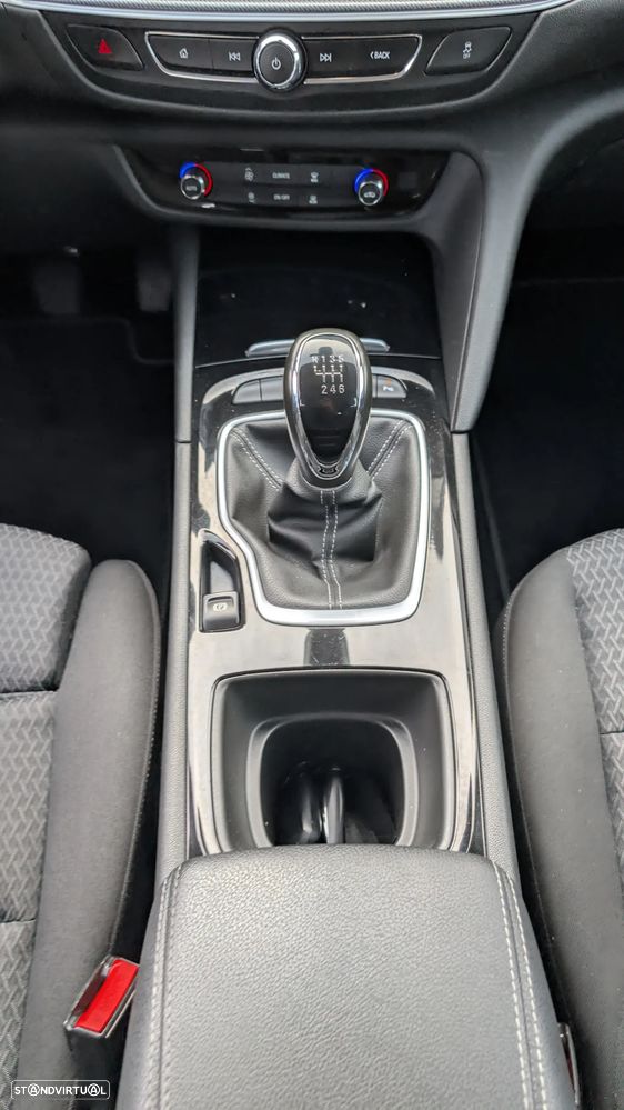 Opel Insignia Grand Sport - 19