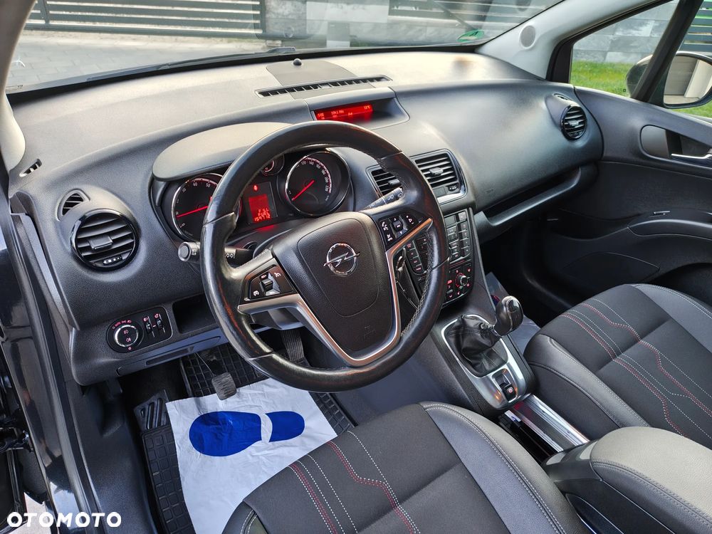 Opel Meriva 1.4 T Cosmo - 15