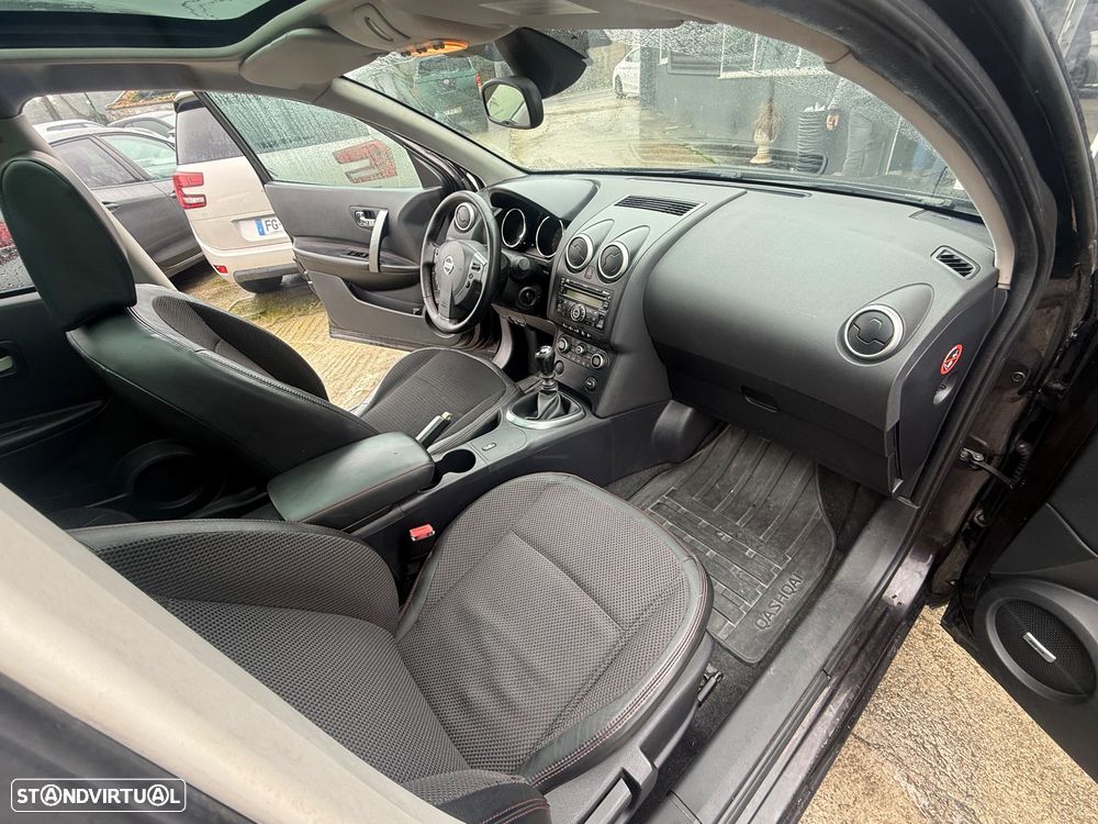 Nissan Qashqai 2.0 dCi Tekna Sport 18 - 28