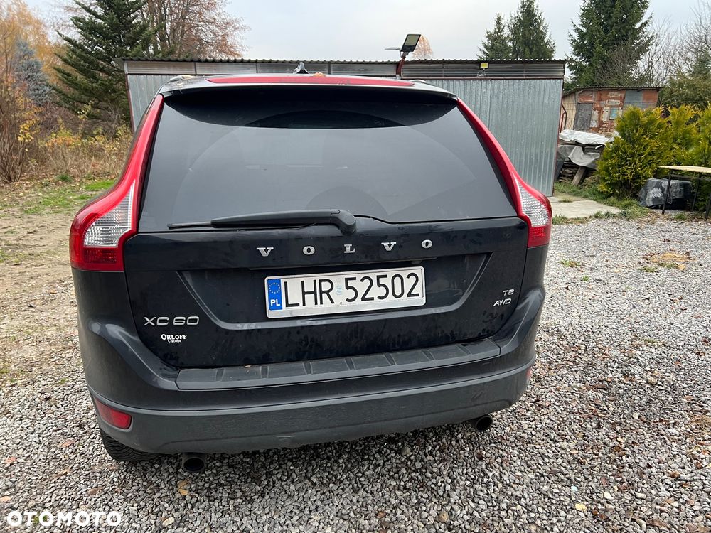 Volvo XC 60 T6 AWD Momentum - 8